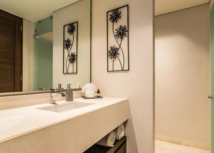 2 Bedroom At Cabo Marina Private Jacuzzi & Grill * Cabo San Lucas